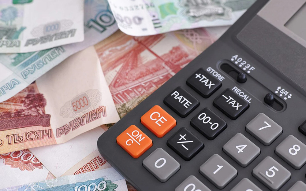 Продажи авто упали на 15%: ждать ли декабрьских скидок и почему каско важнее цены