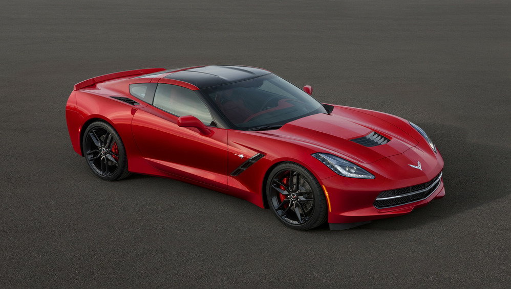 Новый Corvette Stingray завезли в Россию для сертификации