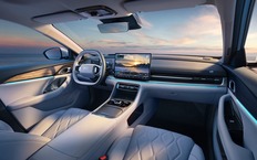 Интерьер Geely Galaxy A7