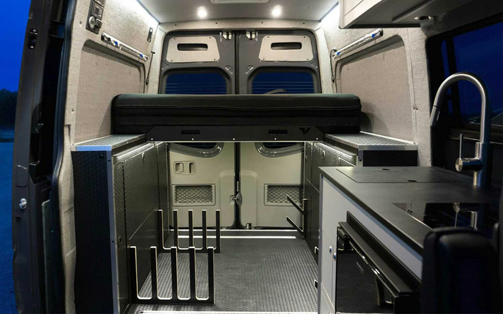 Нужен кемпер? Берем MB Sprinter и умножаем цену на 2