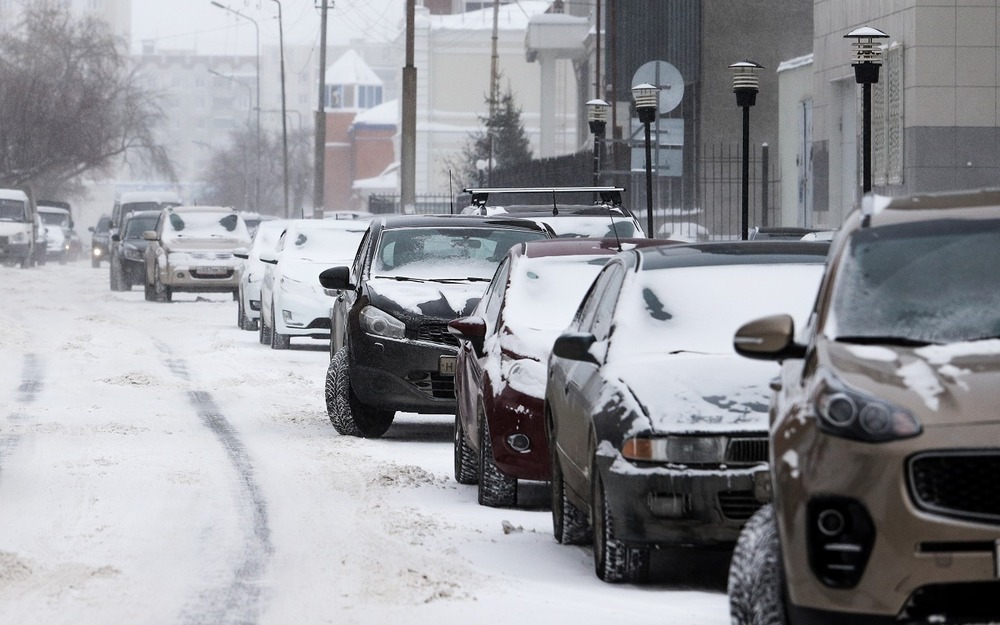 Сотрудник ГАИ неправомерно штрафует на выезде из двора: куда жаловаться?