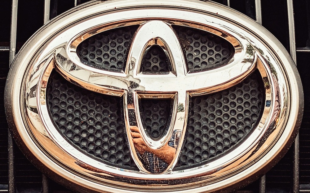 Toyota снова отзывает автомобили в России