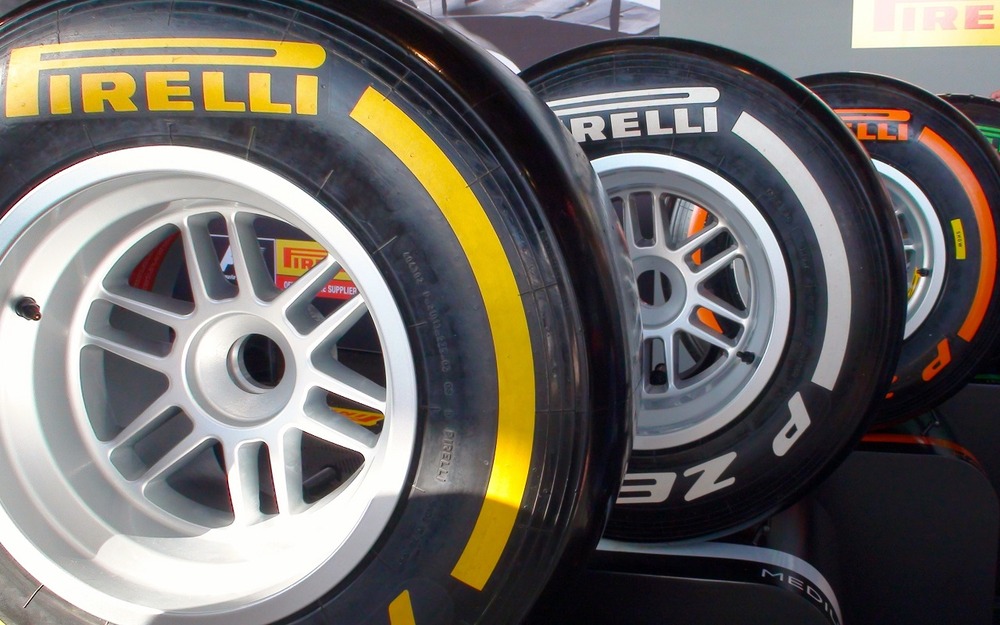 В Pirelli решили привезти на Гран-при Австралии более мягкие шины C5 для болидов