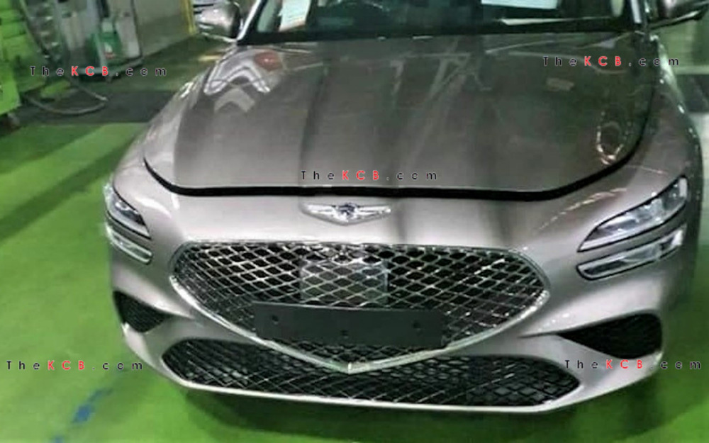 Обновленный Genesis G70 - первые фото без камуфляжа