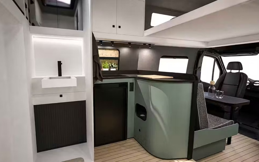 Автодом Mercedes-Benz Sprinter