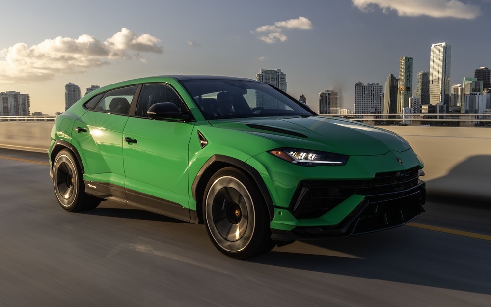 Lamborghini Urus Perfomante - 666 л.с., «сотня» за 3,3 секунды, максималка свыше 300 км/ч