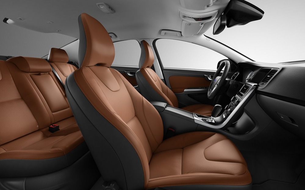 Интерьер Volvo S60