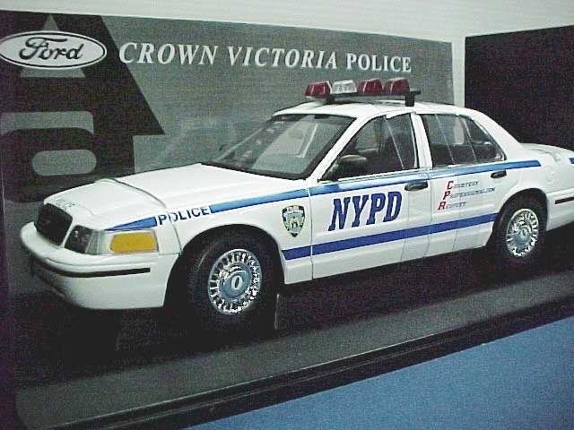 Концерну Ford разрешили не продавать CrownVictoria полицейским