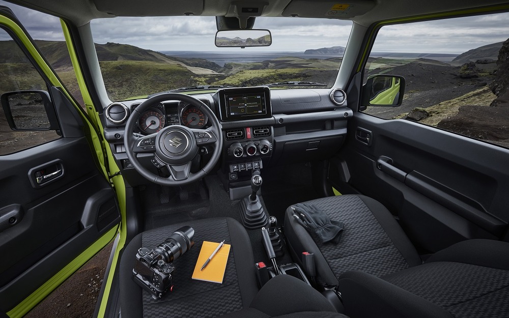 Интерьер Suzuki Jimny