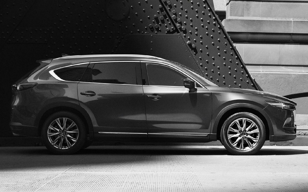 Рассекречена внешность флагманского кроссовера Mazda CX-8