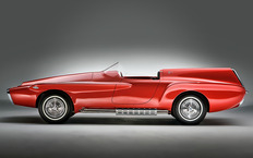 Plymouth XNR (1960) построен с участием Ghia на серийном шасси. Главная особенность - асимметричный кузов. Главная идея - ориентация на пилота, поскольку даже единственный пассажир ощутил бы себя здесь несколько лишним. Ходовой прототип, 250 сил, максималка в 240 км/ч. Чертовски выразителен, но абсолютно непригоден для массовых продаж. Единственный экземпляр долго хранился в плохих условиях, утратил товарный вид, восстановлен в 2011-м.