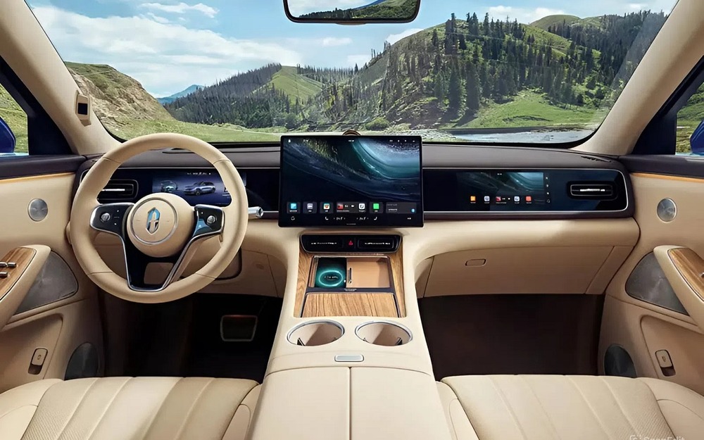 Интерьер Aito M7