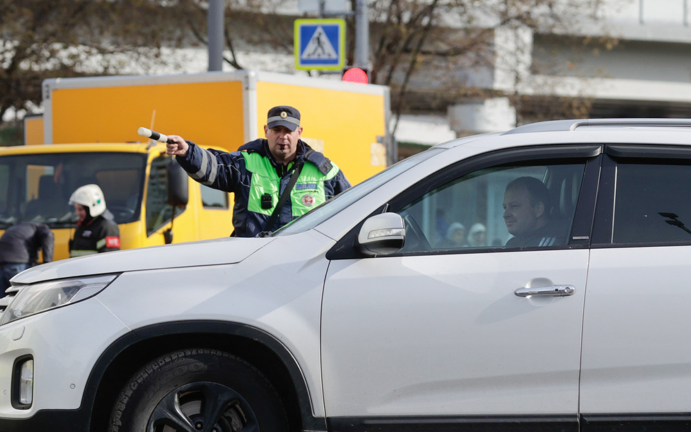 Штраф с 1 декабря за езду на летней резине - подробности