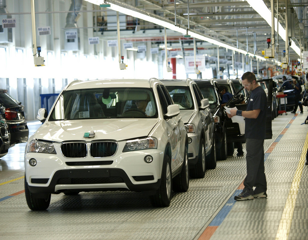 BMW займется экспортом кожи и риса