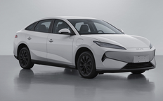 BYD E7