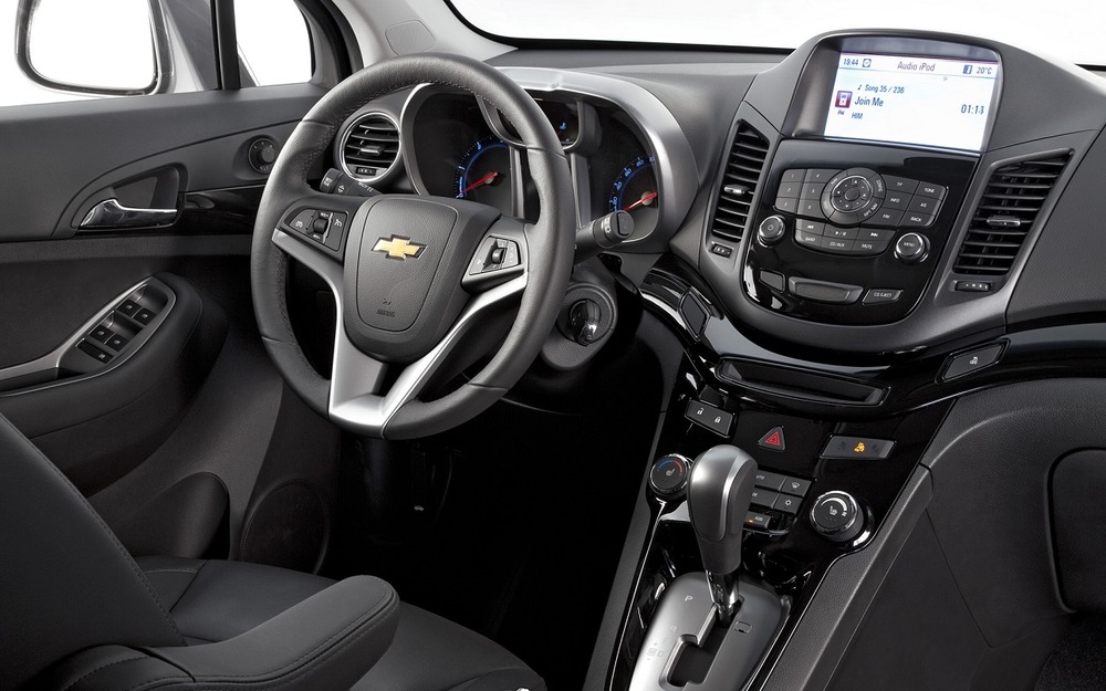 Интерьер Chevrolet Orlando