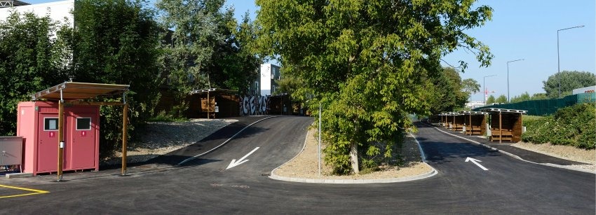 Власти Цюриха открыли автомобильный парк для секс-услуг