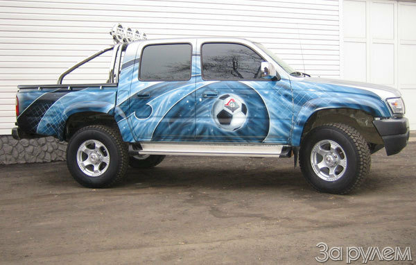 Автомобиль Сергея Овчинникова. Hilux для Босса