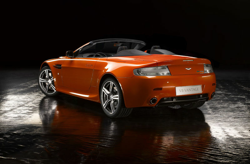 Aston Martin выпускает новый суперкар