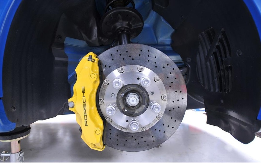 Очень эффективные тормозные диски - почему их не ставят на все авто?