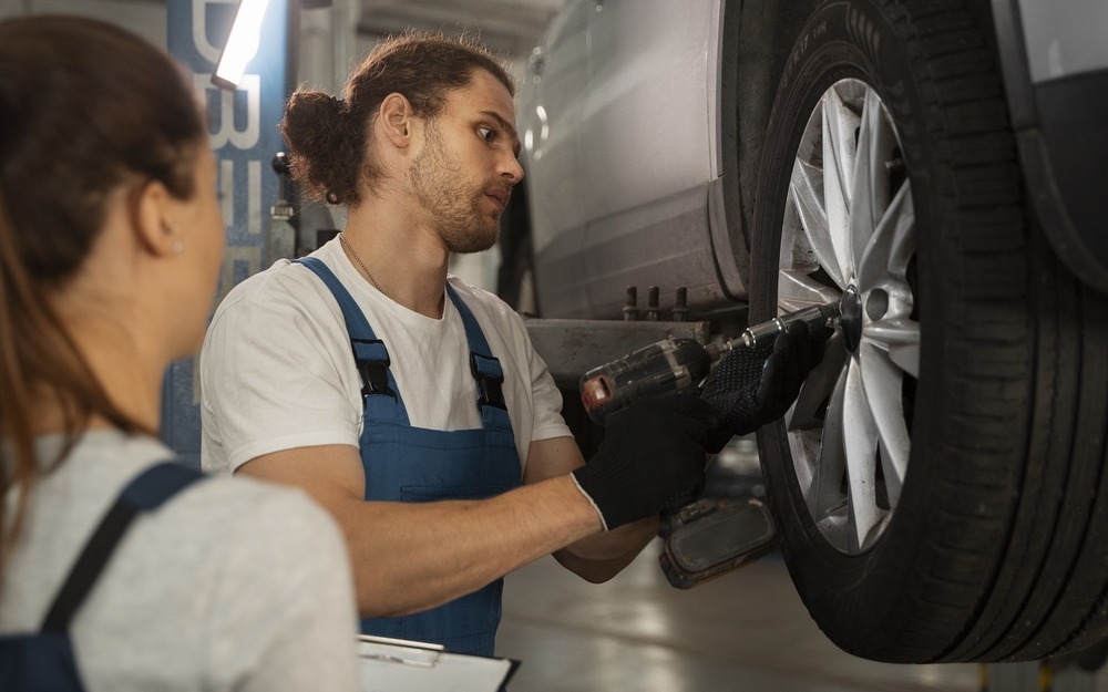 Эксперты рассказали, как уберечь шины после сезонной замены