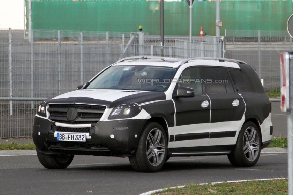 «Второй» Mercedes-Benz GL-class появится в этом году