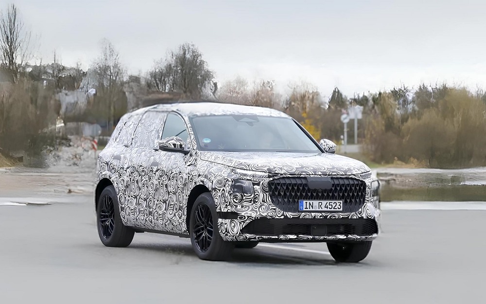 Audi готовит замену кроссоверу Q7 - подробности