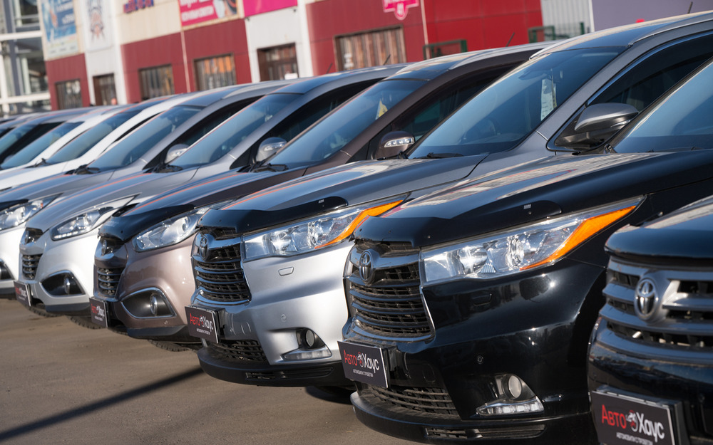 Самые популярные иномарки с пробегом в августе  - свежий список!