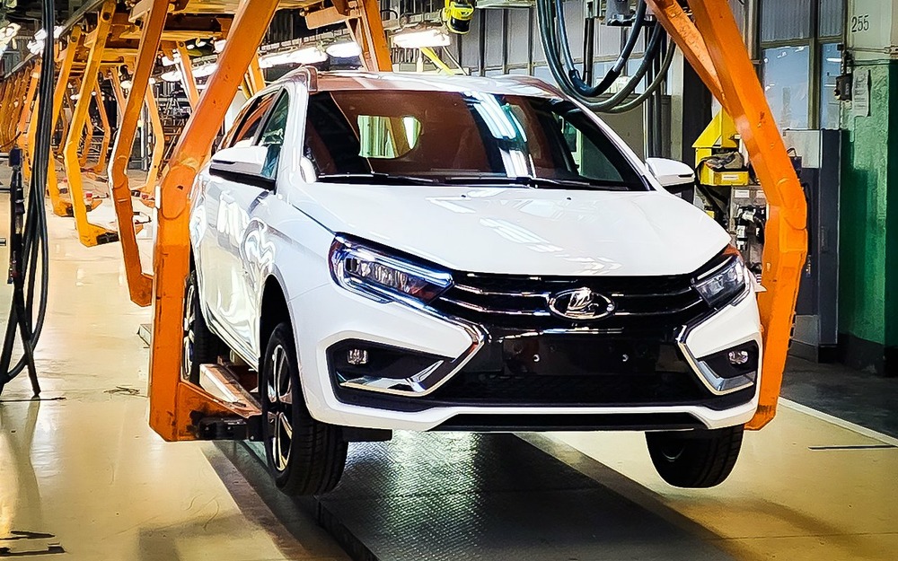Санкции Запада повлияли на финальные показатели АВТОВАЗа в 2023 году