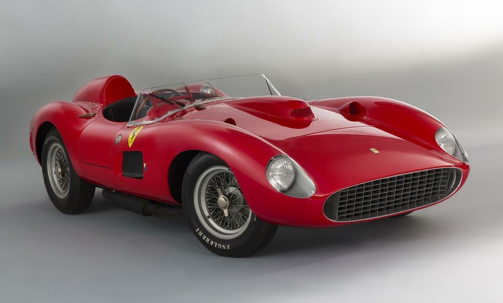 Уникальную Ferrari 335 Sport Scaglietti продали на аукционе за баснословную цену