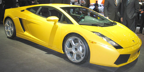 Lamborghini ставит новый рекорд продаж.
