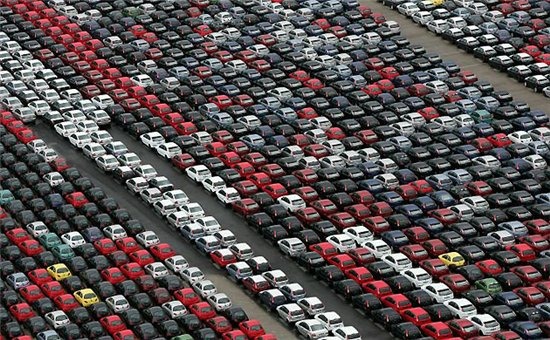 По продажам новых автомобилей на тысячу жителей Россия доросла до Чехии