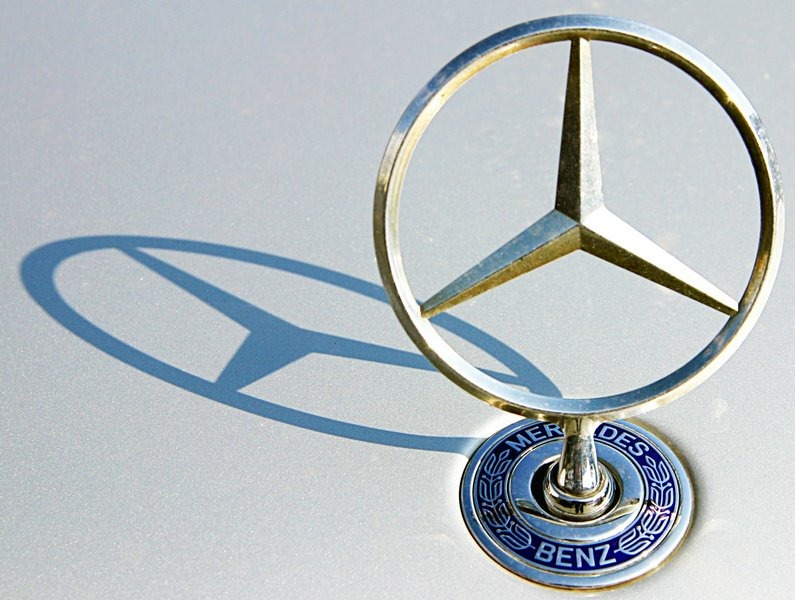 Глава Daimler: Автомобильные приложения - ключ к росту в отрасли