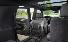 Интерьер Chevrolet Suburban 2025