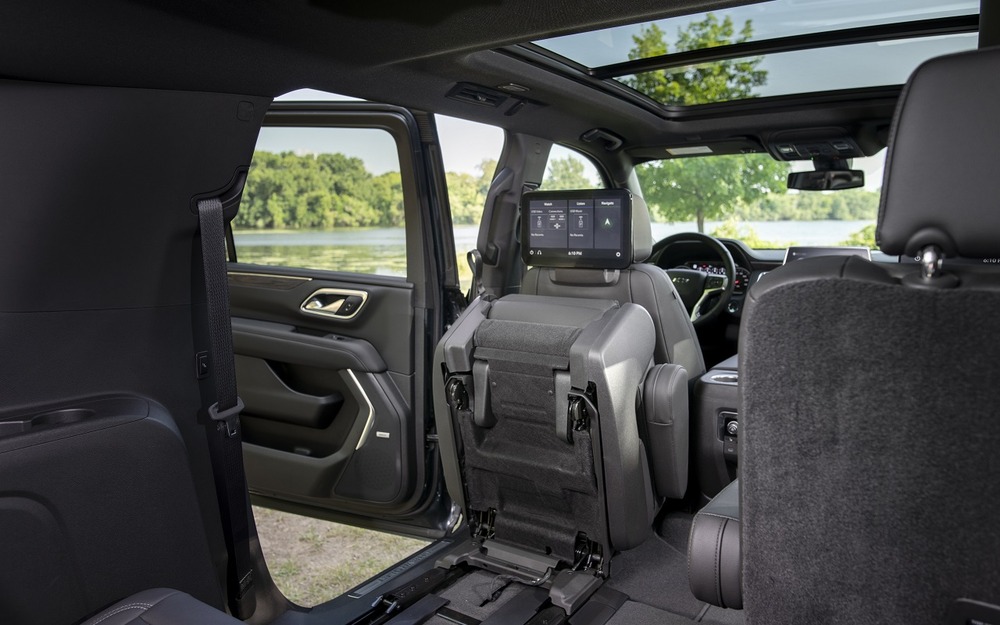 Интерьер Chevrolet Suburban 2025