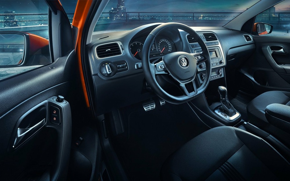 Стойкий кузов, надежный движок - почти идеальный вариант за 1 млн рублей