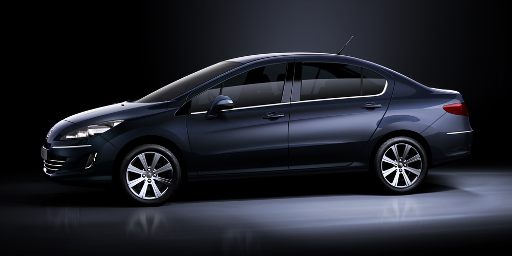 В России появится бюджетный седан Peugeot 408