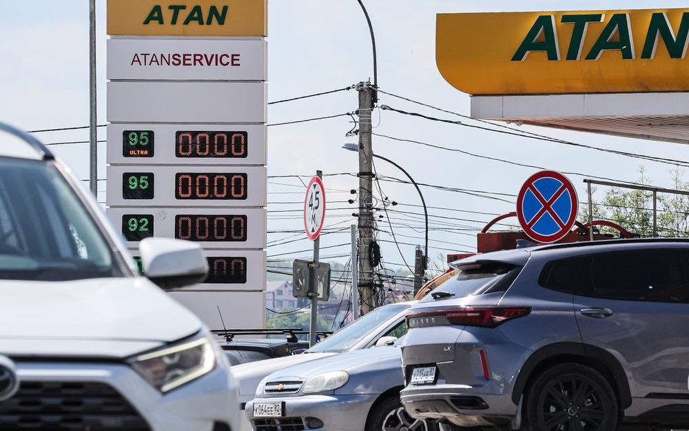 Топливо в Крыму будет выдаваться дважды в сутки