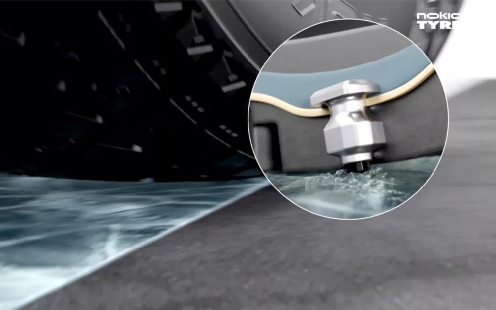 Nokian Hakkapeliitta 01