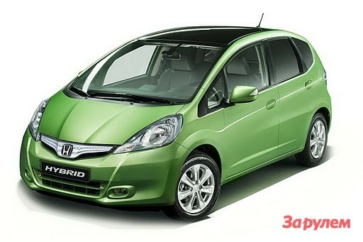 Honda показала обновленный минивэн Jazz