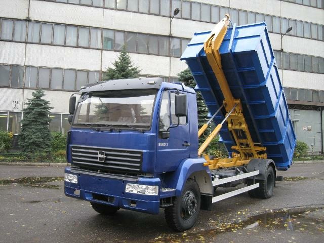 Грузовикам ограничат въезд на МКАД с 15 января