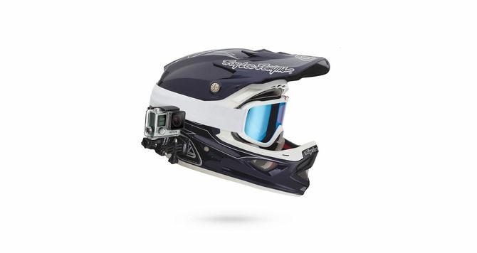 Шумахер мог получить тяжелую травму головы из-за шлема с камерой GoPro