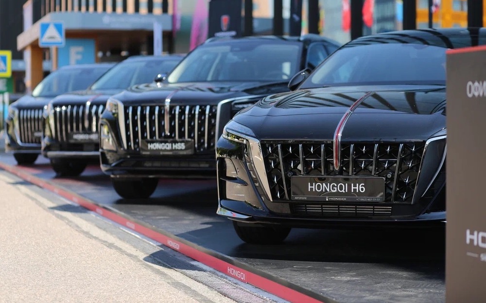 Hongqi H6