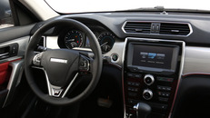 Интерьер Haval H2