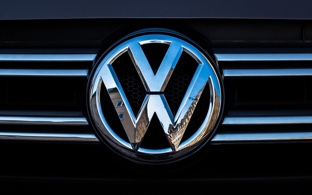 Volkswagen Golf и T-Roc станут мощнее