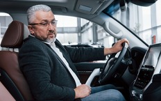 Высокая посадка, простые кнопки и никаких сенсорных ребусов - какие авто выбирают возрастные водители