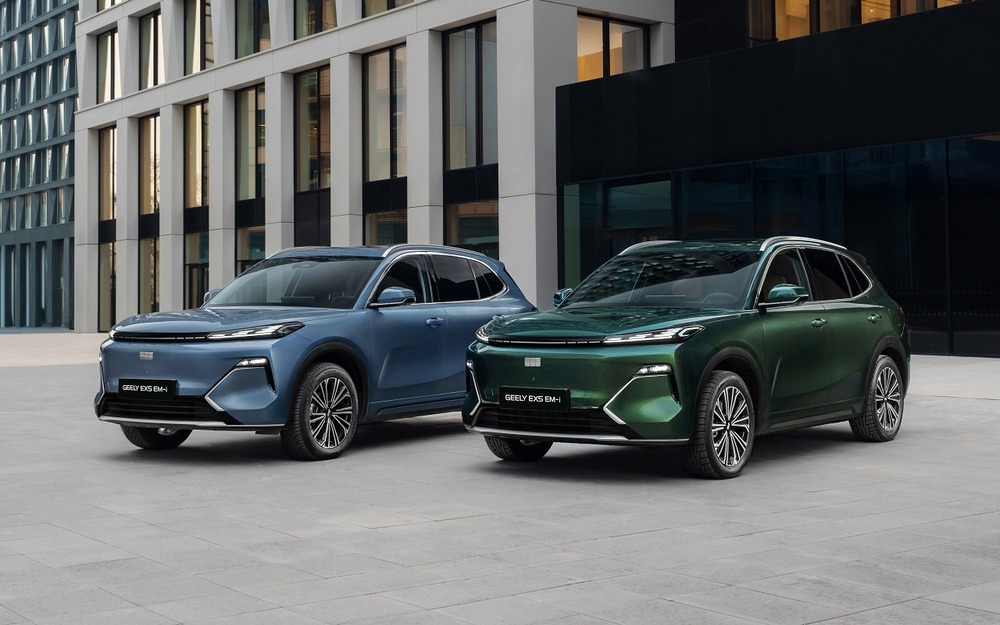Гибридный кроссовер Geely EX5 EM-i