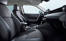 1,5-литровый «атмосферник» и багажник более 400 л:  практичный японский кроссовер до 2 млн рублей