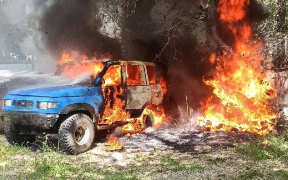 В Ульяновске из-за тополиного пуха сгорел редкий УАЗ