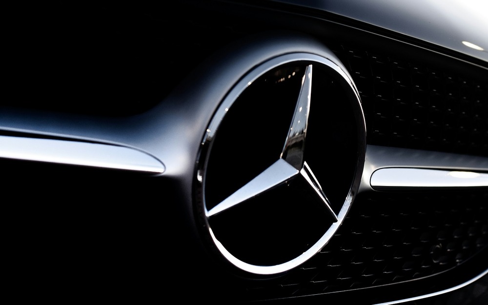 Автомобили Mercedes-Benz перестали покупать - что случилось?